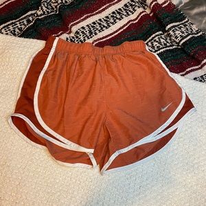 NIKE DRI-FIT SHORT